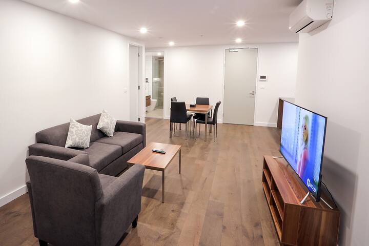 Two Bedroom Two Bathroom Executive Apartments gallery image 3