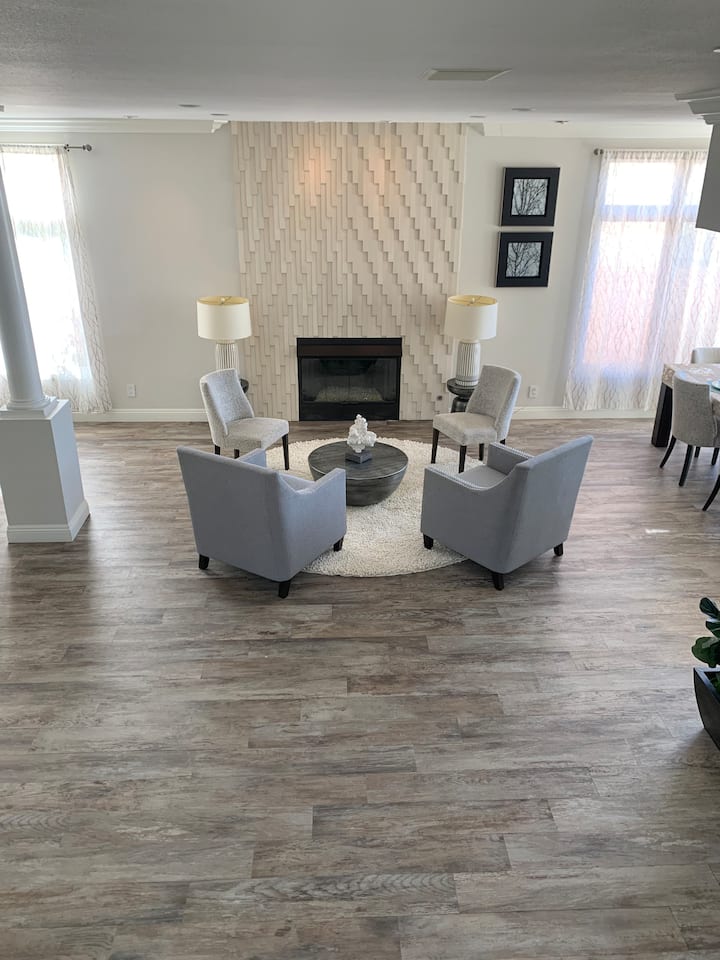 Ocean View And Furnished House - Laguna Beach, CA