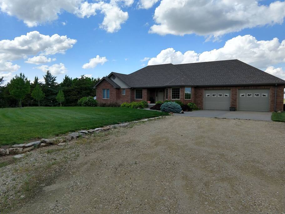 Front of house. House sits on almost 30 acres.