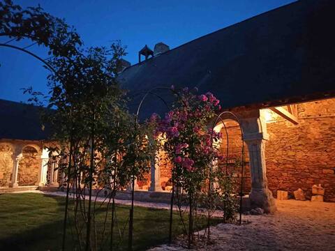 Medieval Priory - Jewel in the heart of Anjou