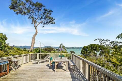 2 Bedroom Cottage- 700 Wyuna Bay Road