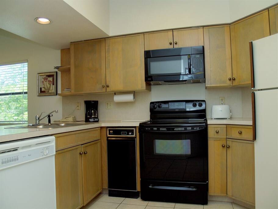 Inverness 101-Kitchen