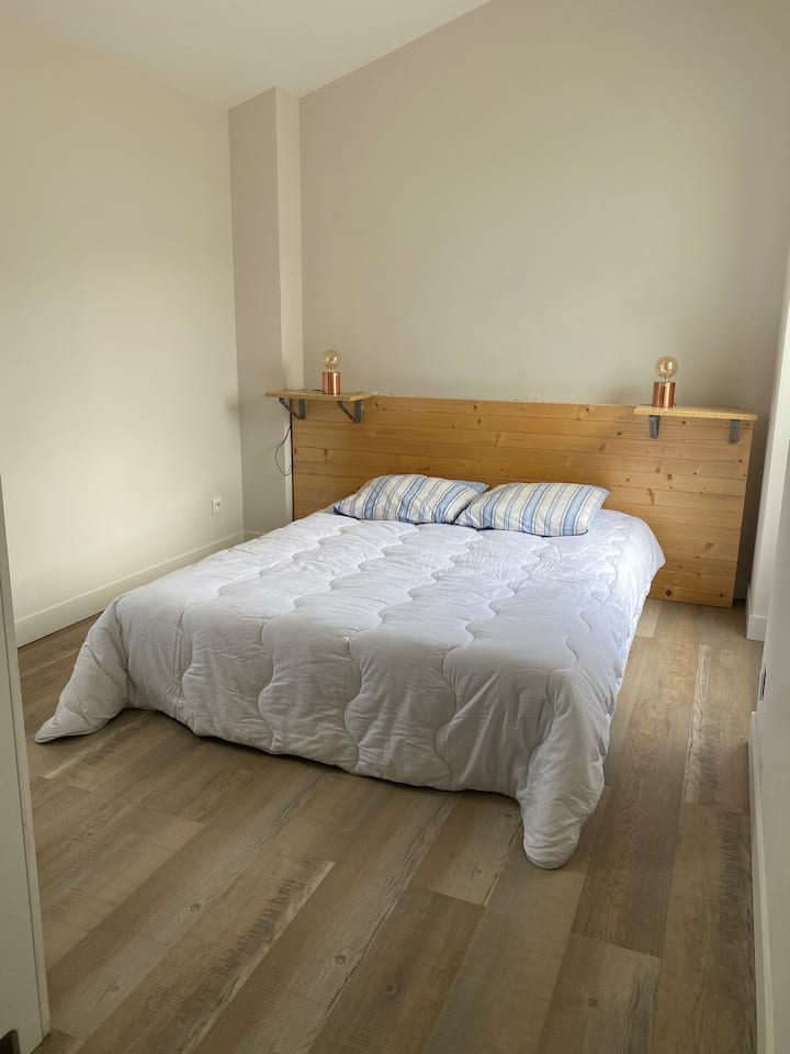 საძინებელი 4