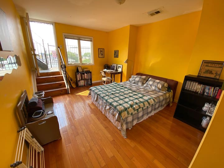 Large room with a private roof in Park Slope! Apartments for Rent in
