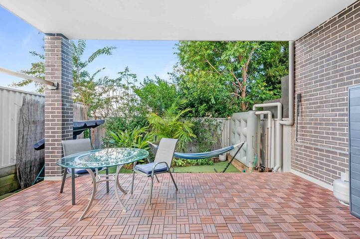 Stylish Home #SydneyEaster #Olympic Park SmartTV gallery image 4