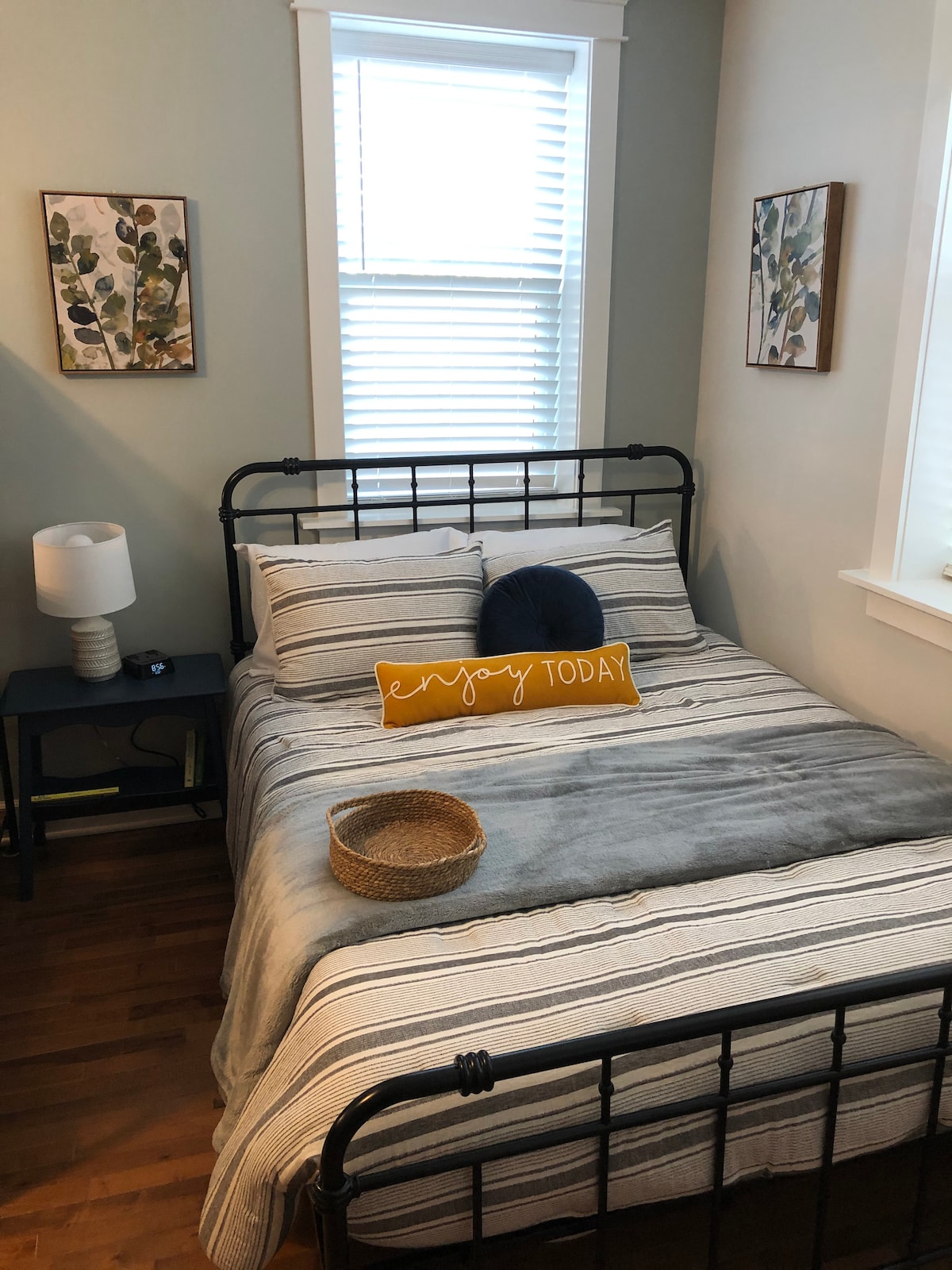 The Cafe Studio Retreat above Local Coffee Shop Lofts for Rent