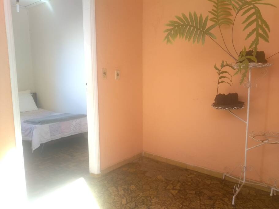 Área externa junto ao quarto.