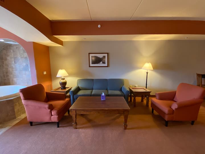 6 Best Cabins With Hot Tub In Wisconsin Dells, Wisconsin Updated 2024