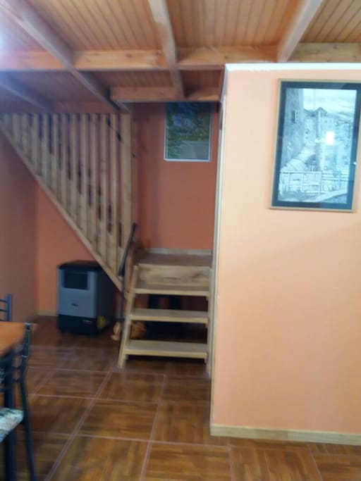 escala a segundo piso