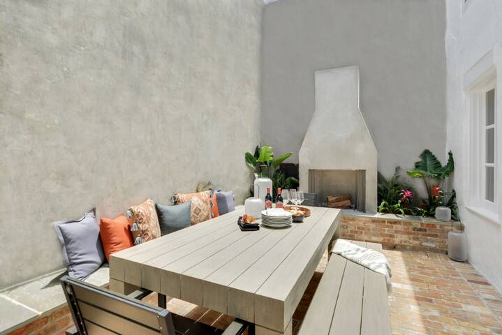 Luxury Historic Home | Downtown gallery image 2