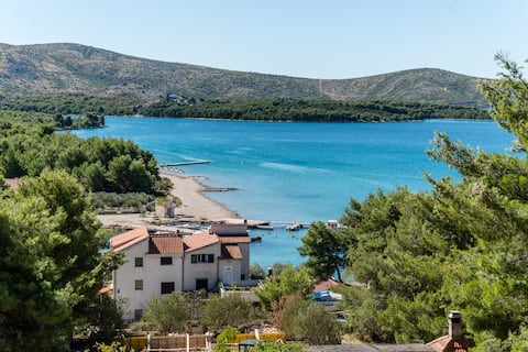 Popular Airbnb listing: Spacious flat with sea views large balcony 2+2 pax in Žaborić