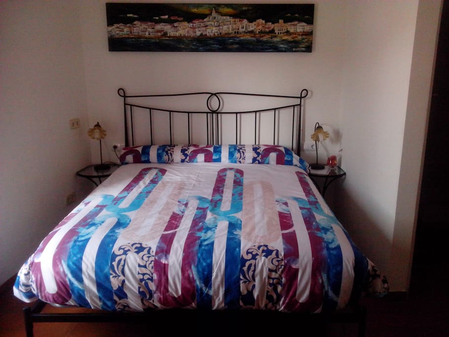 Cama con funda nórdica para la temporada otoño-invierno