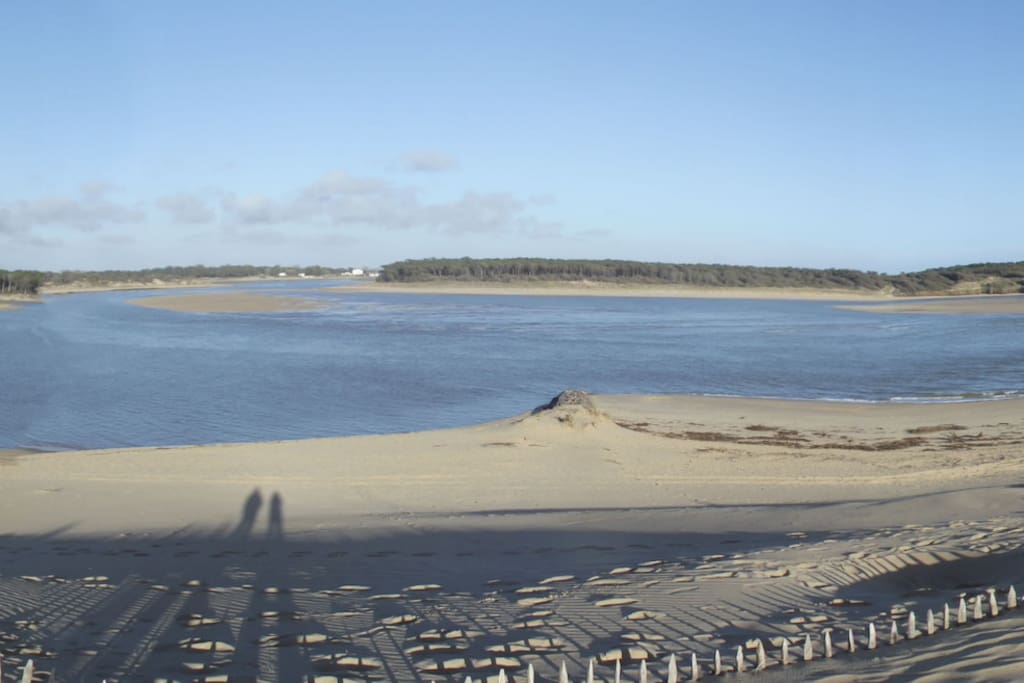 La plage de Bourgenay à 10mn à pied par le sentier des douaniers