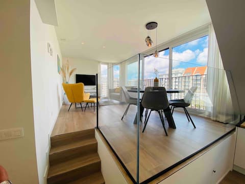 Penthouse met zijdelings zeezicht + parking