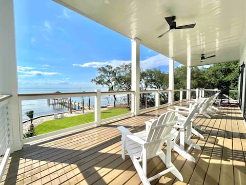 Breathtaking NEW 6 BR home on the Bay with Dock