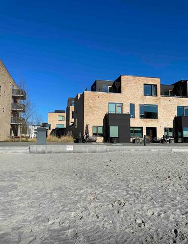 Familiebyhus på stranden og tæt på centrum gallery image 3