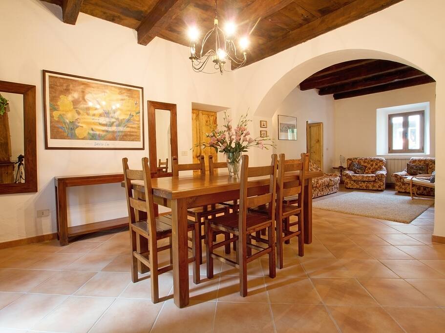 Open plan living and dining room