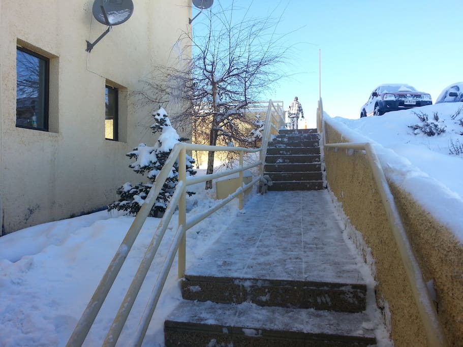 Acceso Escalera Exterior
