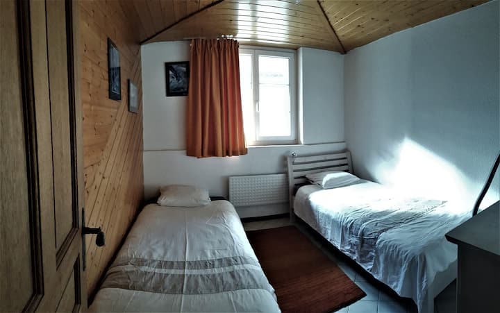 غرفة النوم الثانية