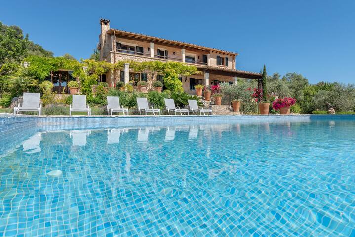 Finca La Pleta gallery image 2