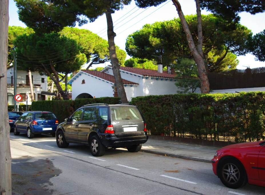 Fachada principal / Villa Divali