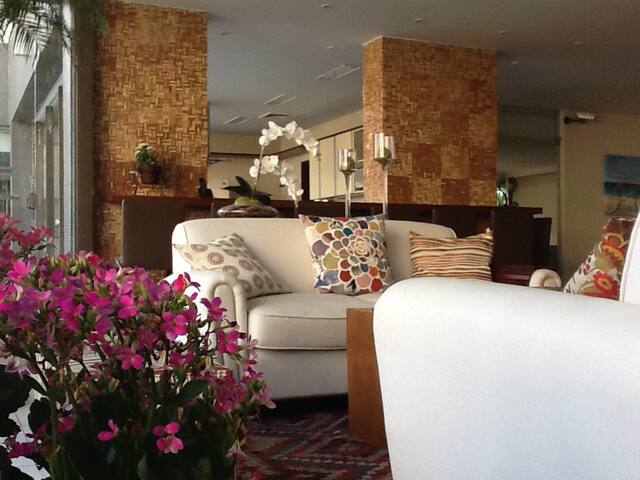 Apart-hotel Leblon Flat entre Praia/Lagoa/Shopping gallery image 3