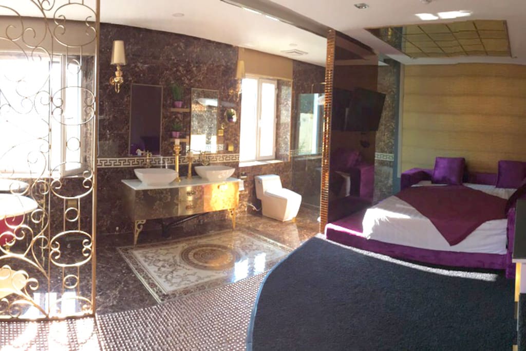 Arabian room