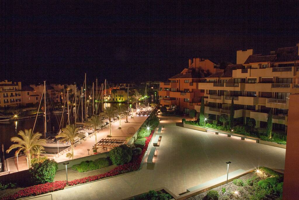 Nightvieuw