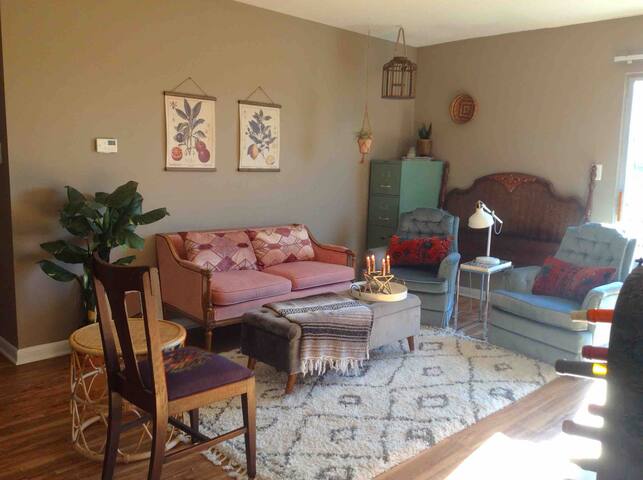 Cozy and Charming, Parc Chalet Studio