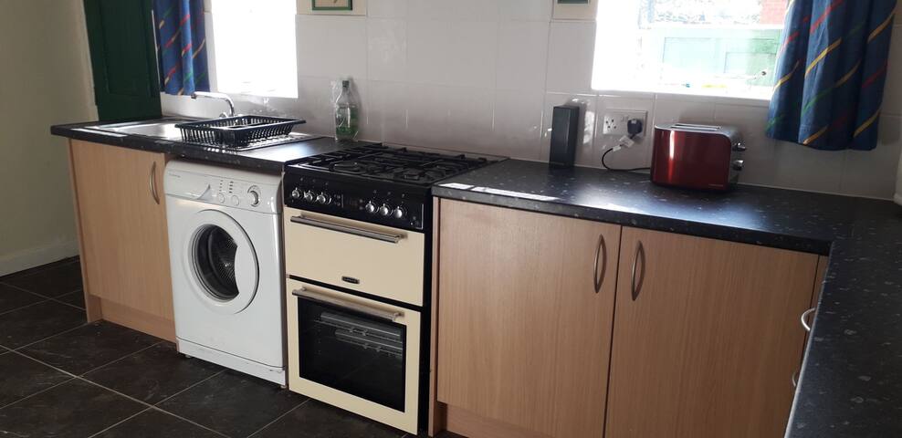 Green View GUEST House gallery image 4