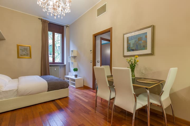Comfortable Apartment  behind the Arena di Verona