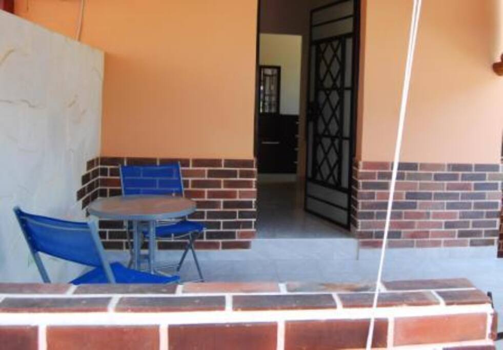 Terraza exterior techada