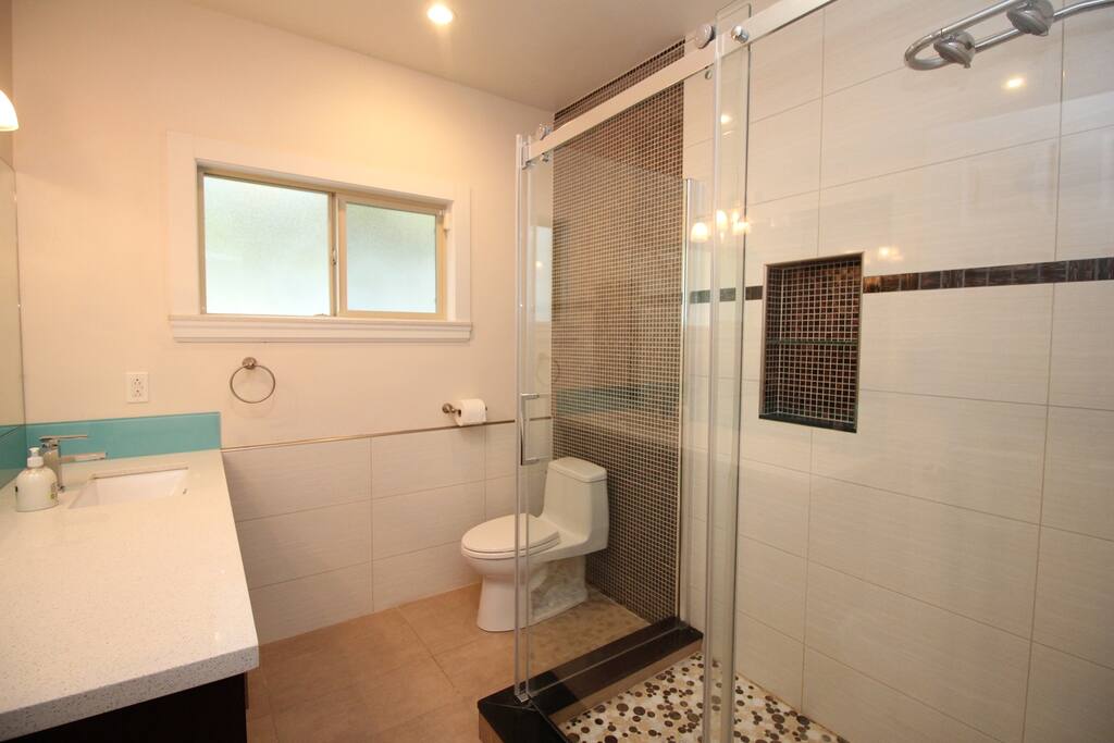 Main Floor Washroom