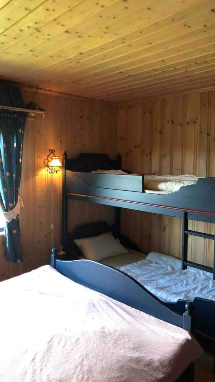 Chambre 1 lit superposé