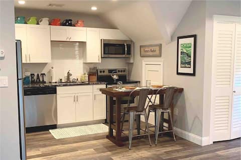 The Mystic Surfside Getaway 1-BD Apt