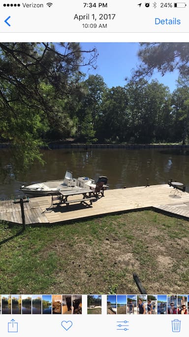 Boat is 21 ft does not come with rental. For dock size reference only.