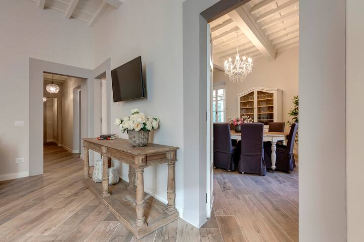 Lambert Apartment gallery image 5