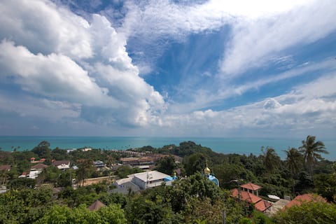 Sea view apartment with shared pool