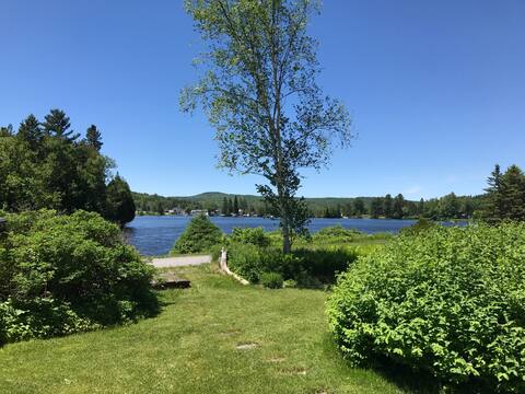 Cozy Waterfront Apt - Steps from VAST/LVRT