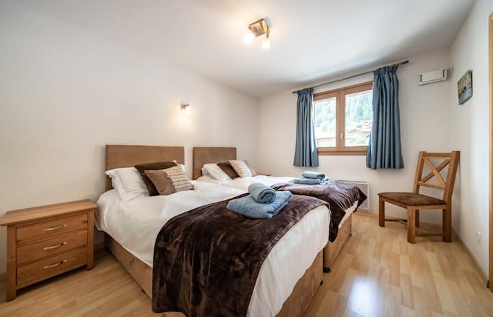 Трета спалня, може да бъде двойни или единични легла