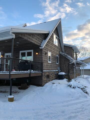 Airbnb Shawano Vacation Rentals Places To Stay Wisconsin