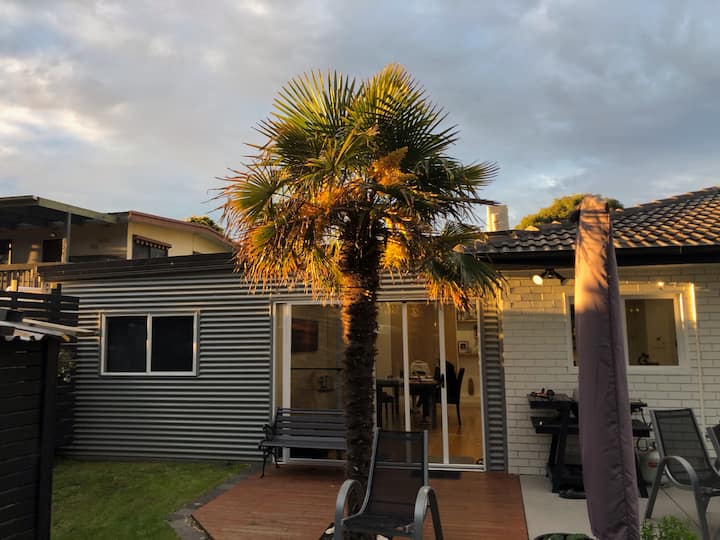 Family holiday close to everything 4 Bedrooms Houses for Rent in