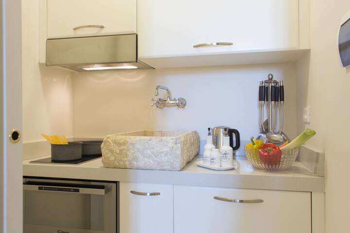 Dianora penthouse with Uffizi Gallery Duomo views gallery image 5