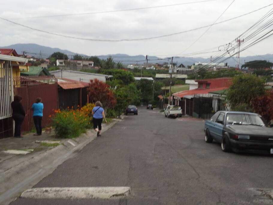 Last house to the left! Doña Flora's home is at the end of a cute cul de sac. You can see mountains from the top of her street.