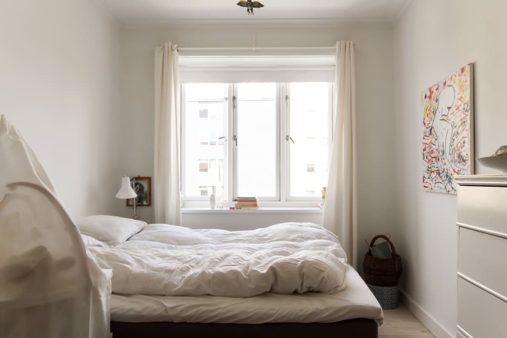 The bedroom with 180 cm bed