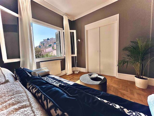 AcroNest – Acropolis Central Retreat gallery image 4