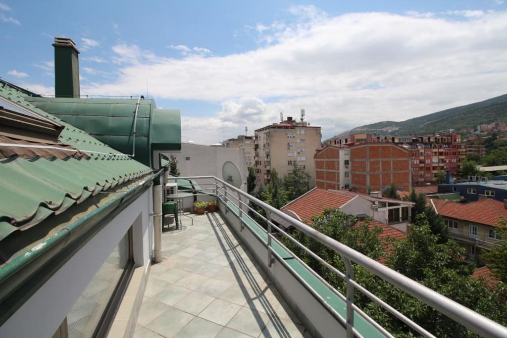 balcony
