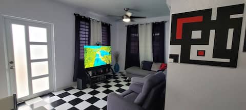 Top performing Airbnb: Paquita's Apartment in Bayamón