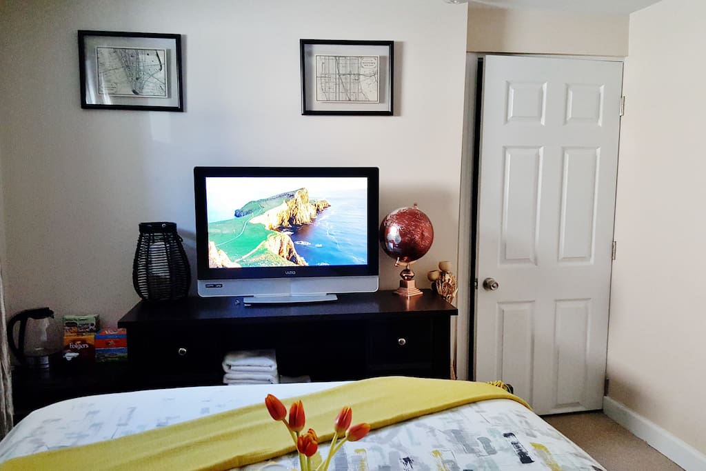 TV Equip with Firestick, Netflix access, and (free movies!!) Bedroom door equipped with separate lock and key.