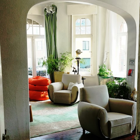 Nice 1900 house, 100 meters from the beach